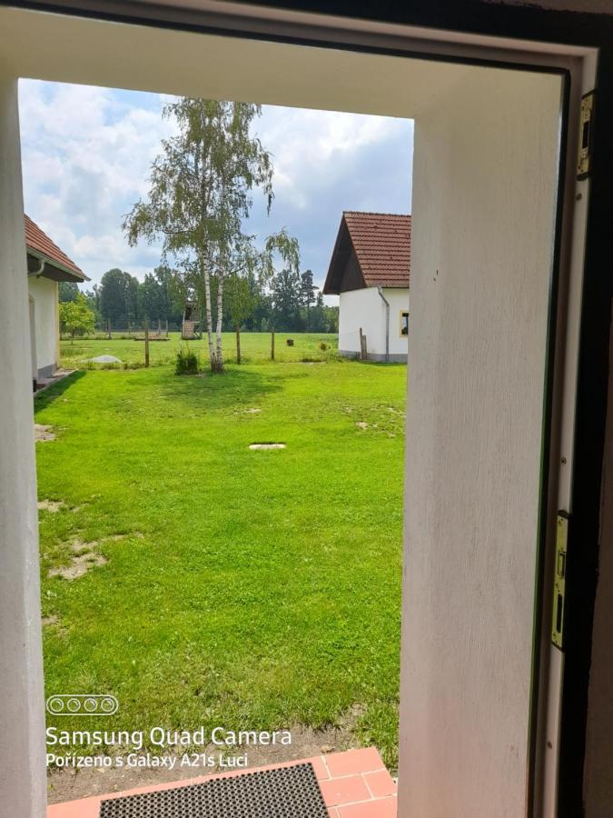 Kojan Apartment Jilovice Luaran gambar